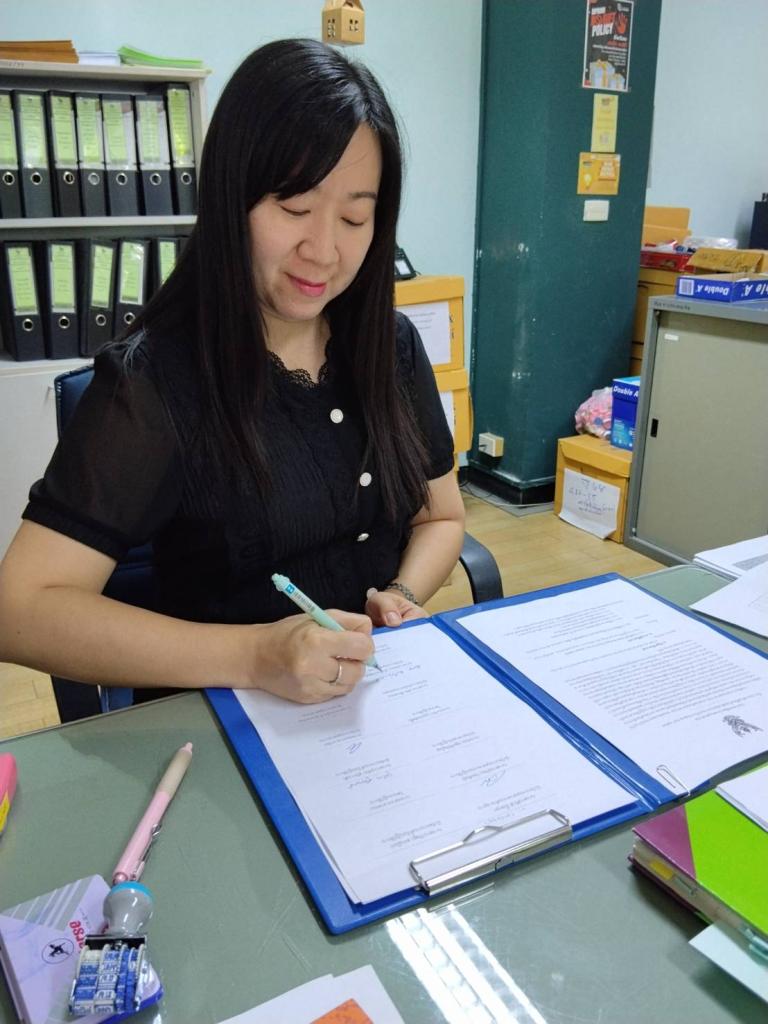 การประกาศเจตนารมณ์ขับเคลื่อนการเป็นองค์กรคุณธรรมของ กอ.กสอ.