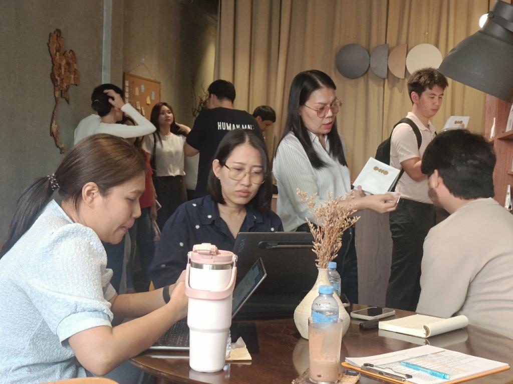กองพัฒนาเกษตรอุตสาหกรรม ติดตามการตรวจประเมินสังเคราะห์ธุรกิจ ครั้งที่ 1  ณ ร้านแฟร์ ช็อกโกแลต (Fair Chocolate) เขตสัมพันธวงศ์ กรุงเทพมหานคร