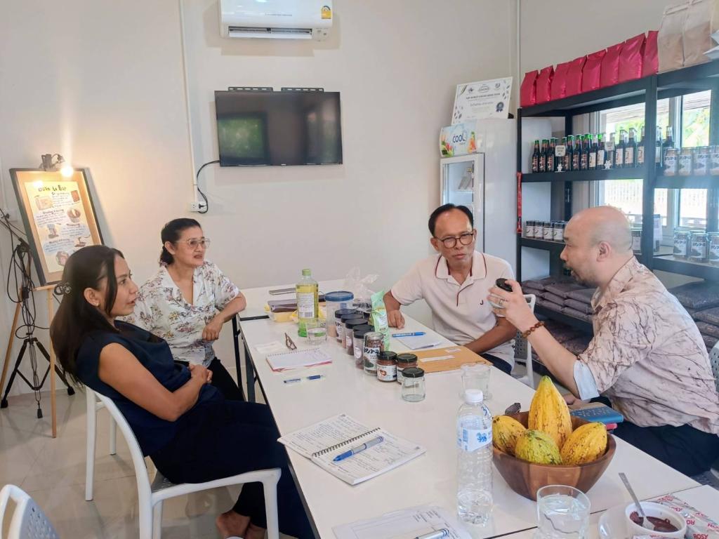 กองพัฒนาเกษตรอุตสาหกรรม ติดตามการตรวจประเมินสังเคราะห์ธุรกิจ ครั้งที่ 1 ณ โกโก้ฟาร์มลำตะคอง (Cocoa Farm) อ.สีคิ้ว จ.นครราชสีมา